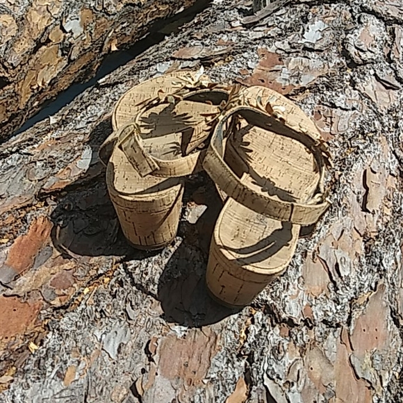 Sandles very loved - Picture 5 of 6